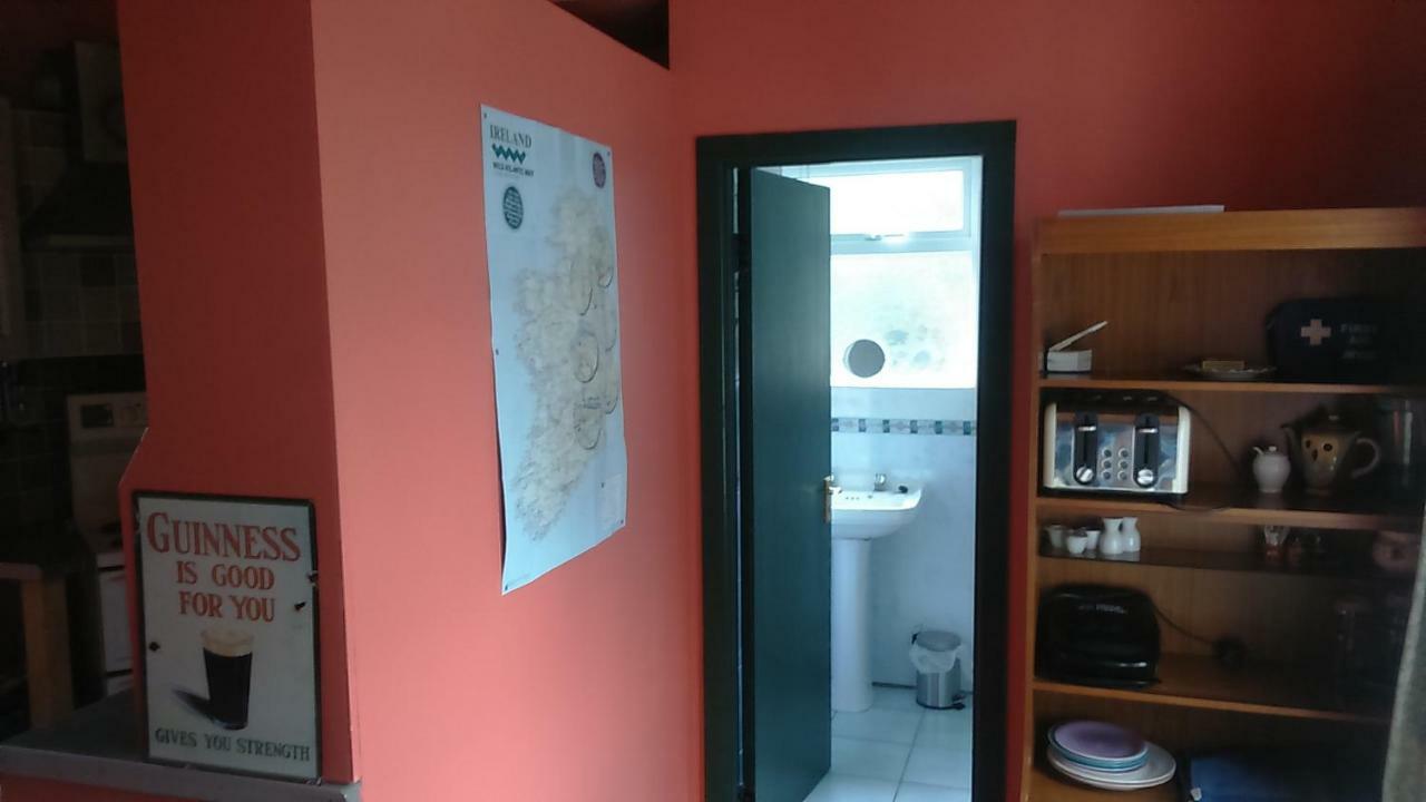 Cosy Lakeside Cottage John'S Hollow Headford Экстерьер фото